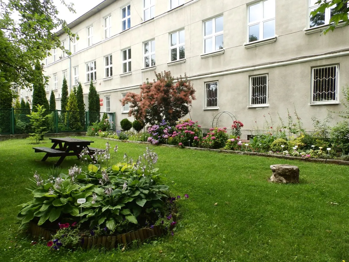 Budynek szkolny sps240